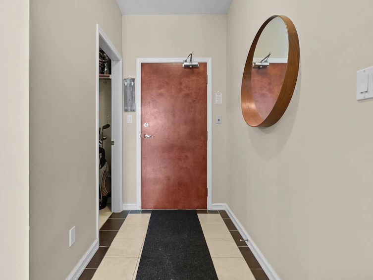 207-1551 Foster Street, Surrey, BC, V4B 5M1 - 5
