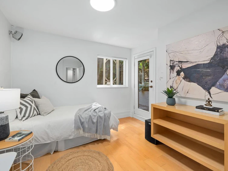 366 W 14th Avenue, Vancouver, BC, V5Y 1X4 - 22