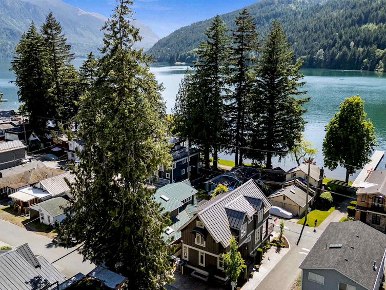 230 First Avenue, Cultus Lake, BC, V2R 4Y6 - 37