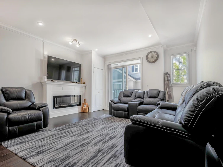 194-13898 64 Avenue, Surrey, BC, V3W 1L6