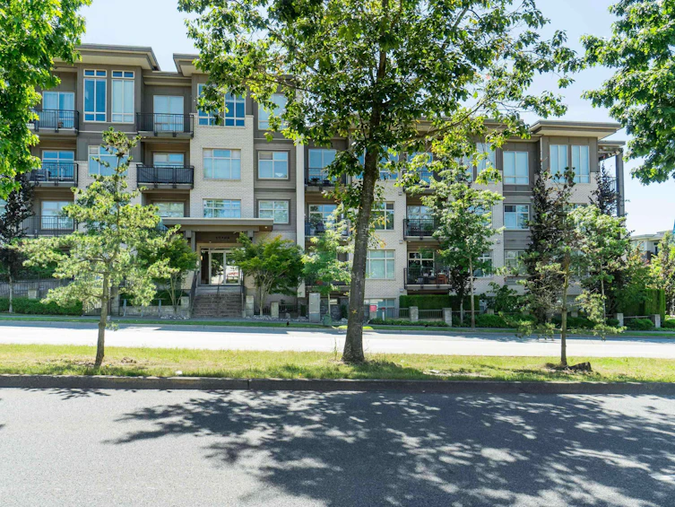 113-13468 King George Boulevard, Surrey, BC, V3T 0H5 - 32
