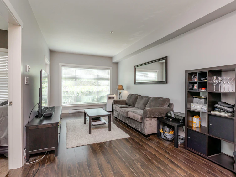 113-13468 King George Boulevard, Surrey, BC, V3T 0H5 - 9
