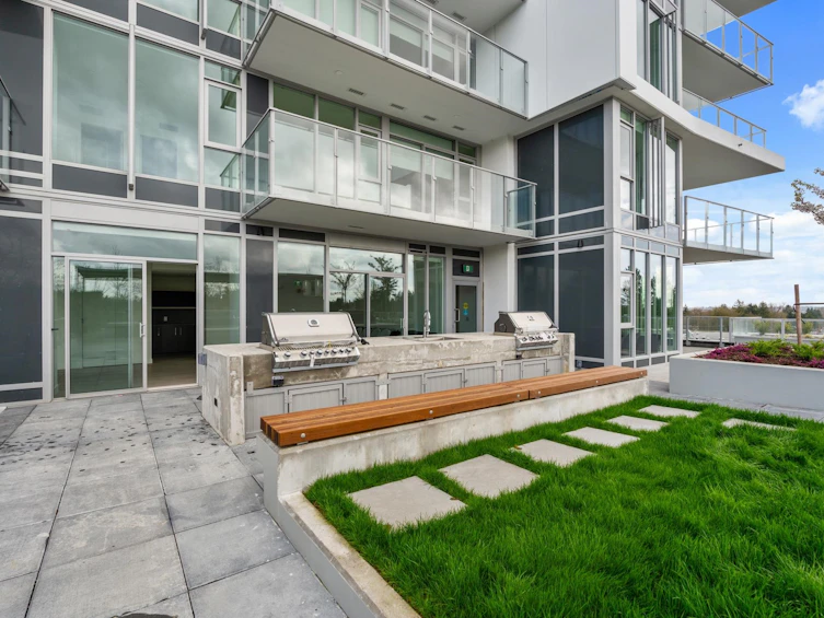 1208-9675 King George Boulevard, Surrey, BC, V3T 0T7 - 25