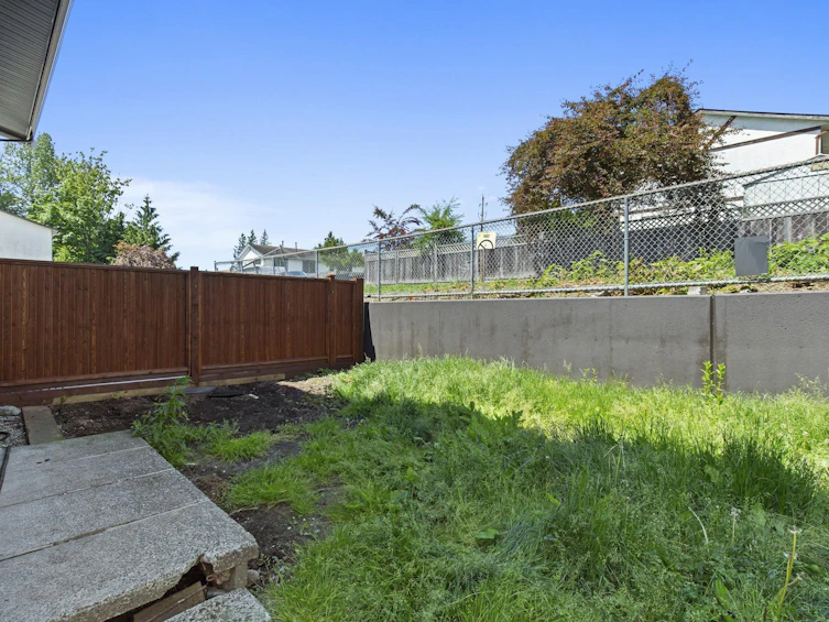 32349 Brant Avenue, Mission, BC, V2V 4Y9 - 24