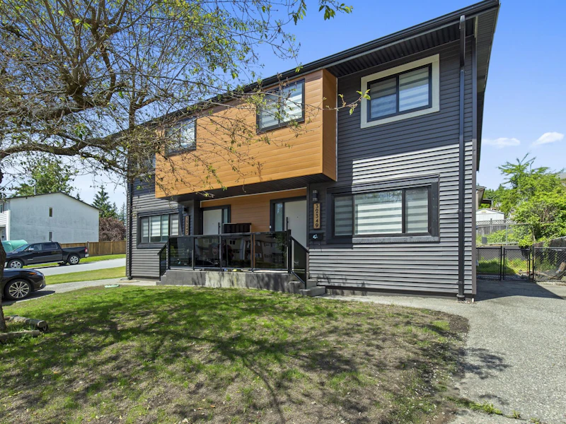 32349 Brant Avenue, Mission BC V2V 4Y9