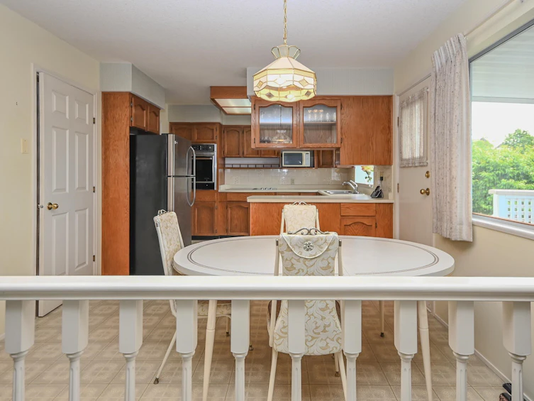 2560 Bluebell Avenue, Coquitlam, BC, V3E 2G1 - 14