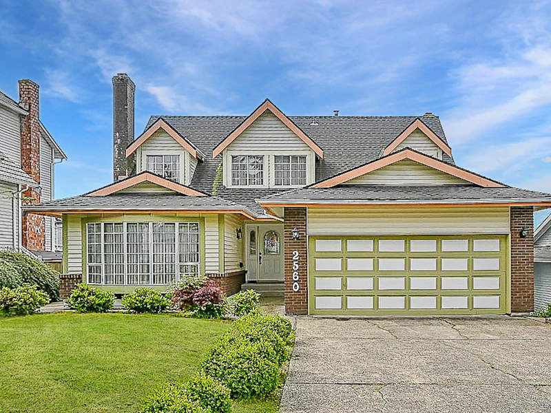2560 Bluebell Avenue, Coquitlam BC V3E 2G1