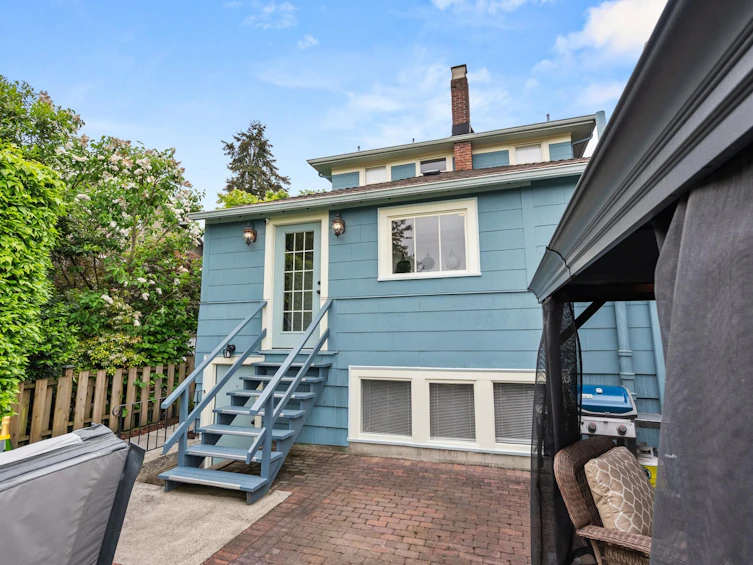 220 St. Patrick Street, New Westminster, BC, V3L 1P8 - 31