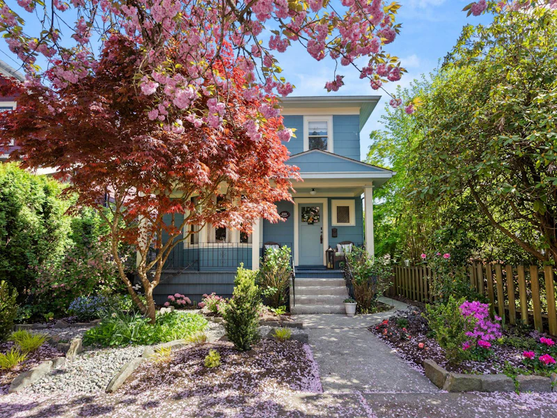 220 St. Patrick Street, New Westminster BC V3L 1P8