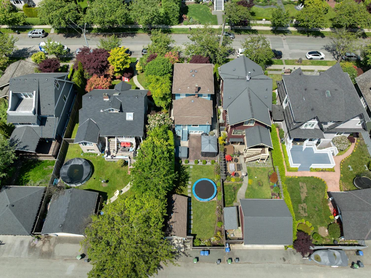 220 St. Patrick Street, New Westminster, BC, V3L 1P8 - 32