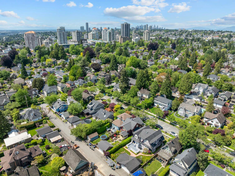 220 St. Patrick Street, New Westminster, BC, V3L 1P8 - 35