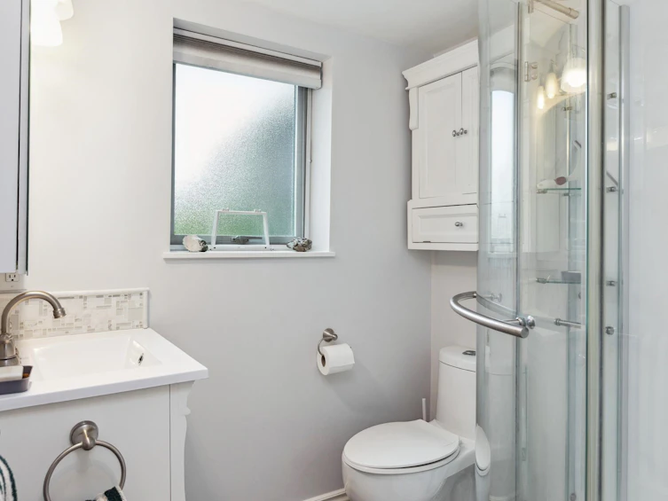 1170 Beaufort Road, North Vancouver, BC, V7G 1R7 - 36