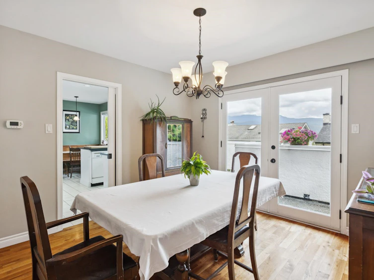 1170 Beaufort Road, North Vancouver, BC, V7G 1R7 - 12