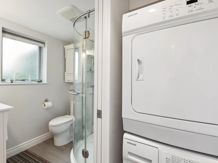 1170 Beaufort Road, North Vancouver, BC, V7G 1R7 - 35