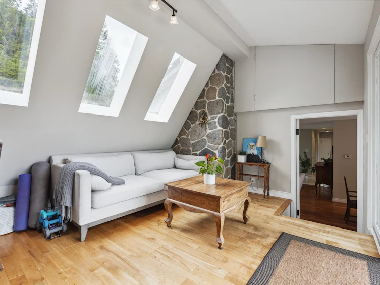 1170 Beaufort Road, North Vancouver, BC, V7G 1R7 - 8