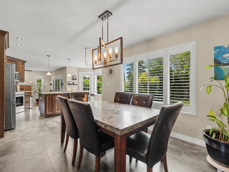 18894 60b Avenue, Surrey, BC, V3S 7T6 - 6