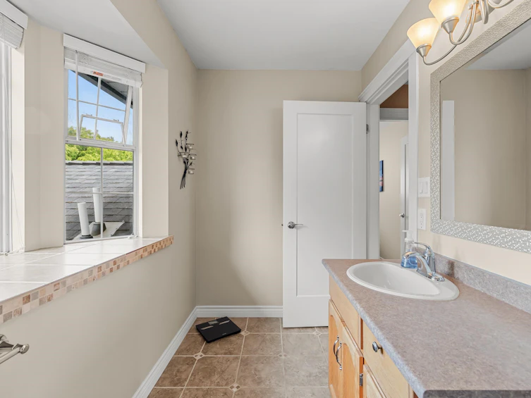 18894 60b Avenue, Surrey, BC, V3S 7T6 - 15
