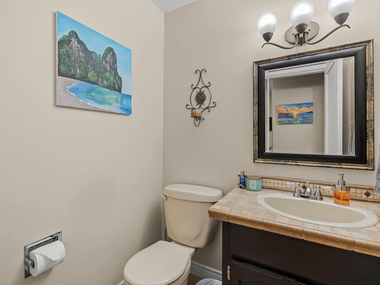 18894 60b Avenue, Surrey, BC, V3S 7T6 - 12