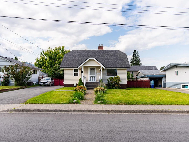 46117 Reece Avenue, Chilliwack, BC, V2P 3A6