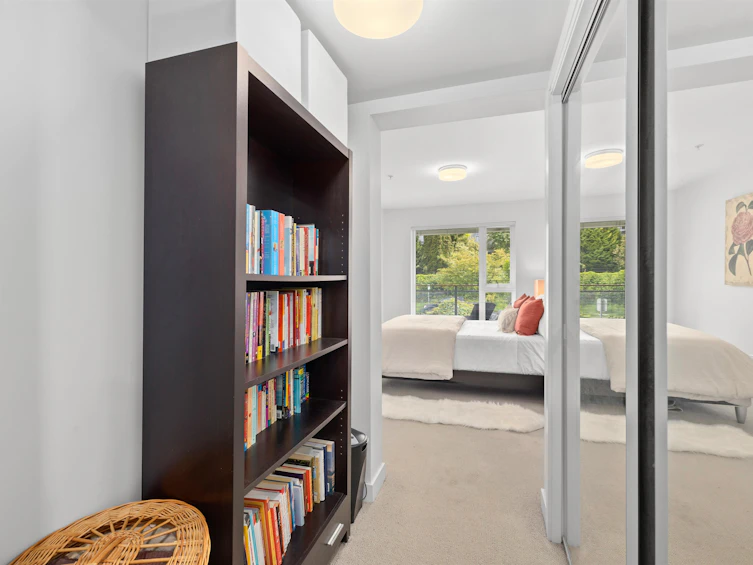 213-221 E 3rd Street, North Vancouver, BC, V7L 0C1 - 16