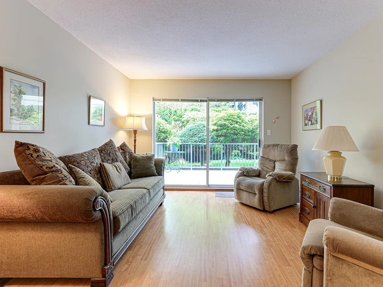 105-1459 Blackwood Street, Surrey, BC, V4B 3V6 - 6