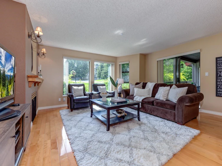 212-3317 Ptarmigan Place, Whistler, BC, V8E 0V7 - 3