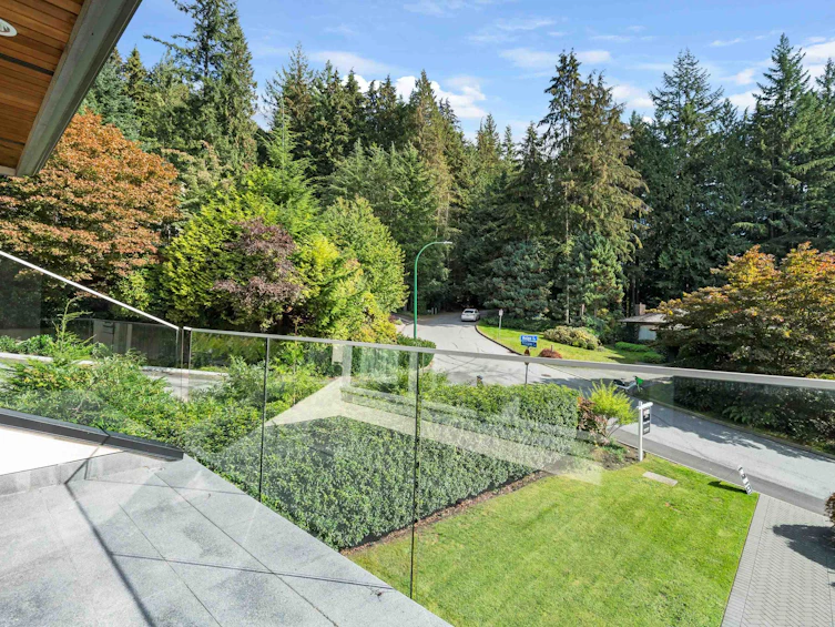 5358 Malaspina Place, North Vancouver, BC, V7R 4M1 - 31