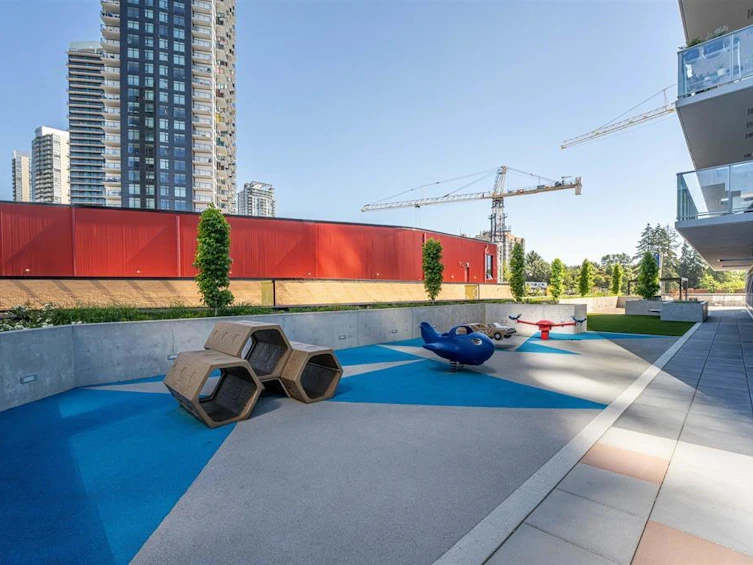2303-13655 Fraser Highway, Surrey, BC, V3T 0P8 - 7
