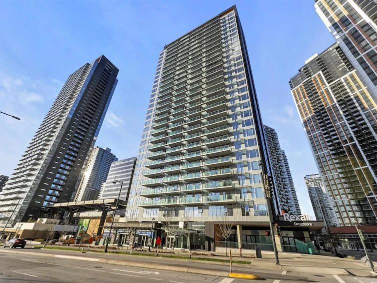 2303-13655 Fraser Highway, Surrey, BC, V3T 0P8 - 2