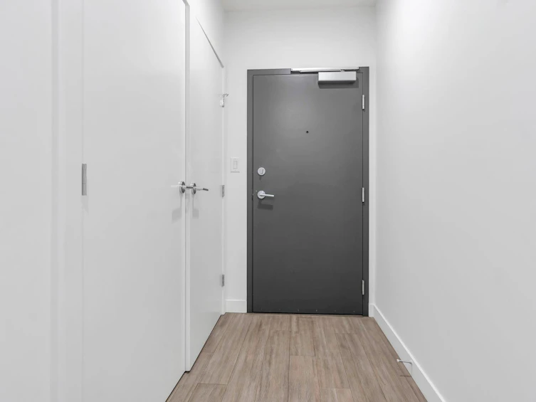 2303-13655 Fraser Highway, Surrey, BC, V3T 0P8 - 13