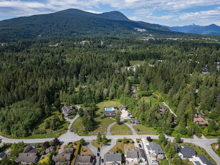 1228 Sunnyside Road, Gibsons, BC, V0N 1V3 - 40