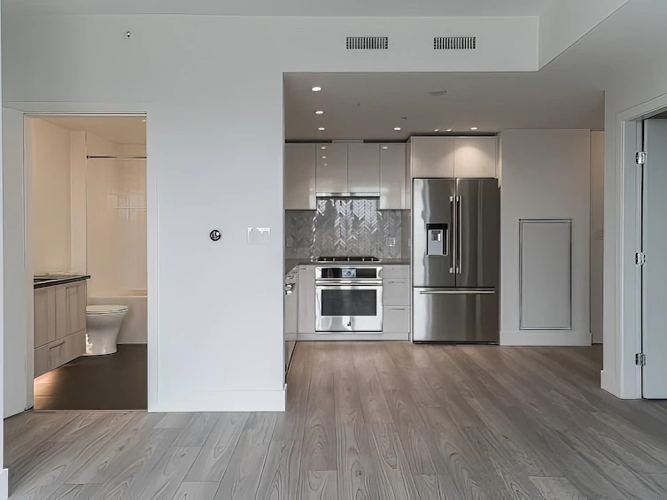 804-3581 E Kent Avenue North, Vancouver, BC, V5S 0H6 - 4