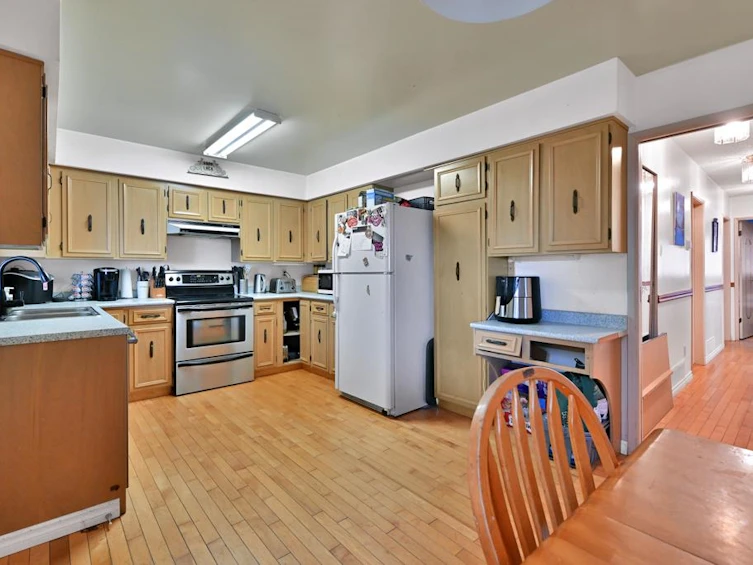 2512 Penshurst Court, Coquitlam, BC, V3K 5S1 - 5