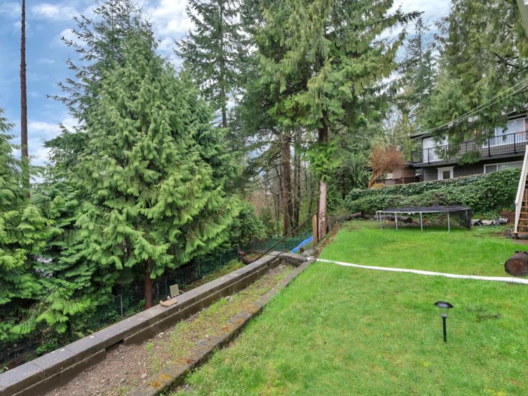 2512 Penshurst Court, Coquitlam, BC, V3K 5S1 - 36