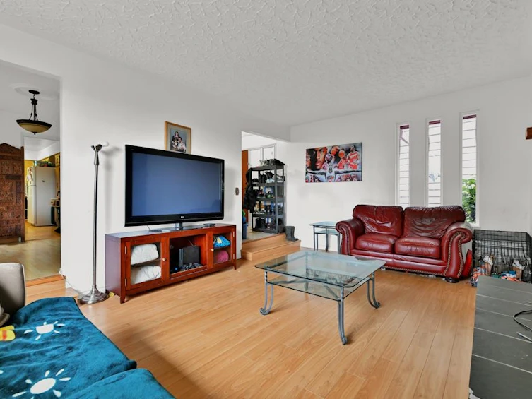 2512 Penshurst Court, Coquitlam, BC, V3K 5S1 - 10