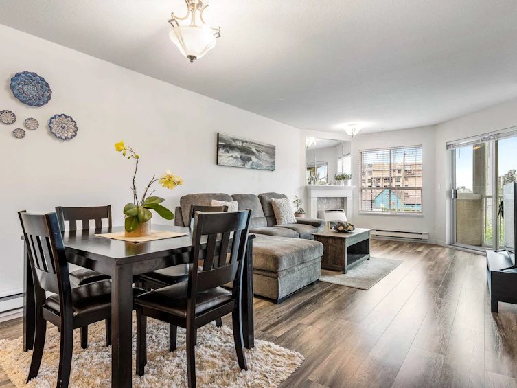 204-9400 Cook Street, Chilliwack, BC, V2P 4J6 - 2