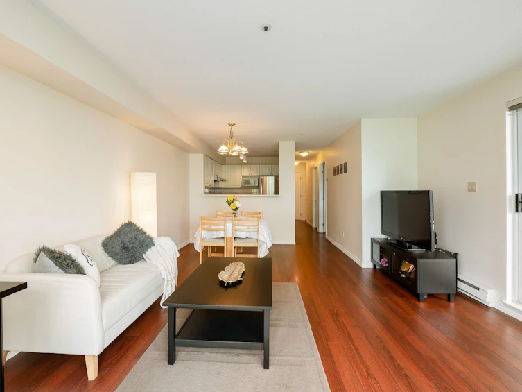 202-225 E 19th Avenue, Vancouver, BC, V5V 1J3 - 6