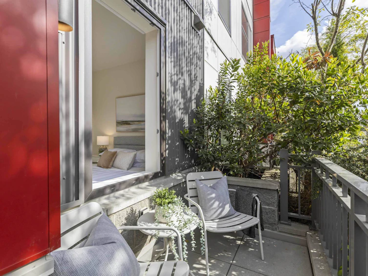 103-108 E 35th Avenue, Vancouver, BC, V5W 1A6 - 5