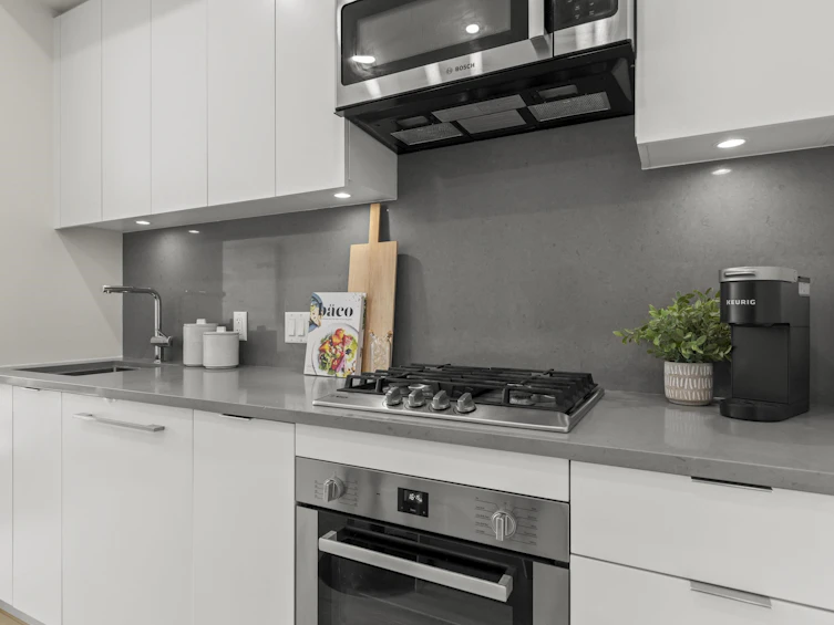 103-108 E 35th Avenue, Vancouver, BC, V5W 1A6 - 11