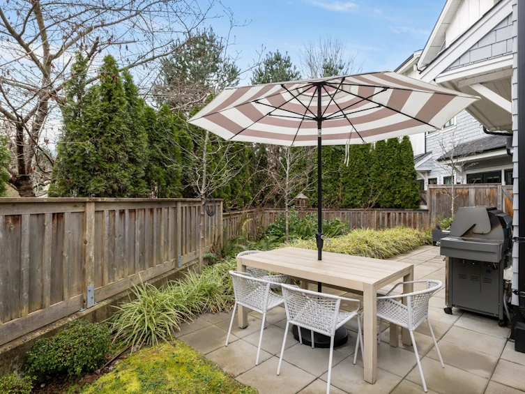 15-1133 Ridgewood Drive, North Vancouver, BC, V7R 0A5 - 14