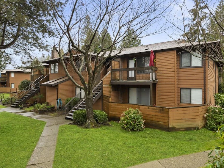 2207-10620 150 Street, Surrey, BC, V3R 7K3 - 24