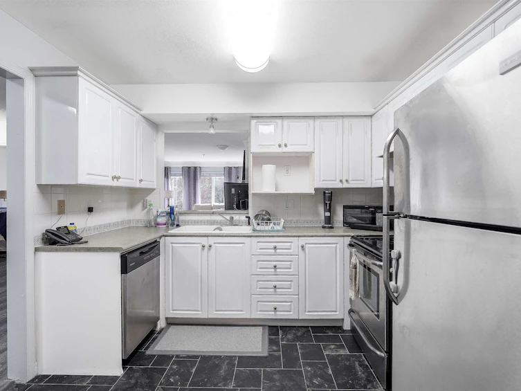 208-12125 75a Avenue, Surrey, BC, V3W 1B9 - 14