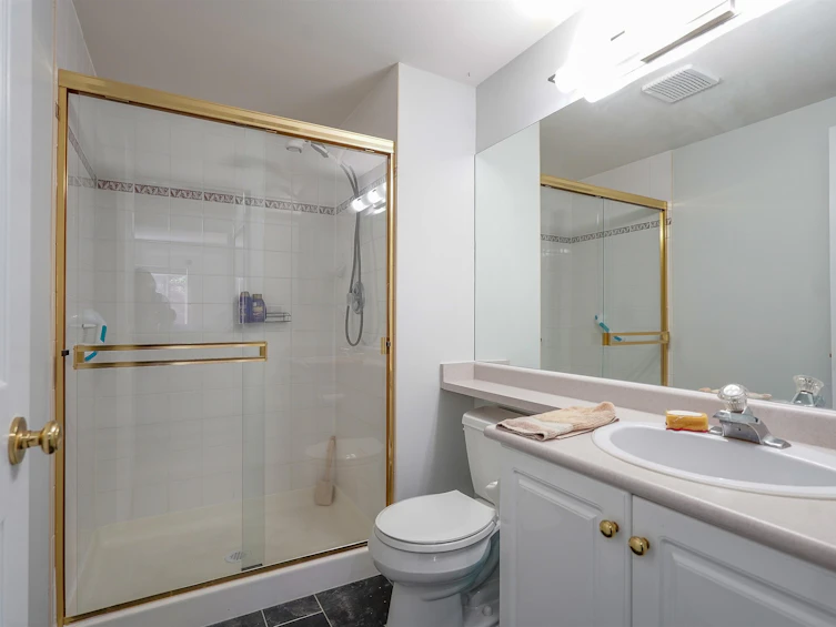 208-12125 75a Avenue, Surrey, BC, V3W 1B9 - 11