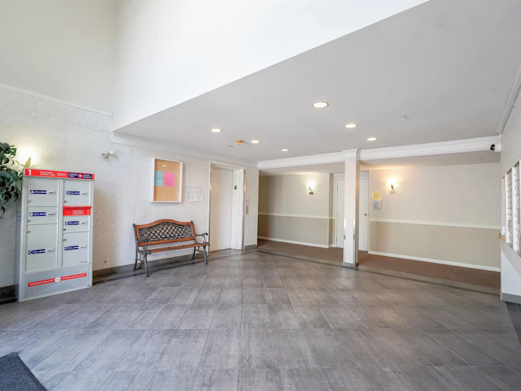 208-12125 75a Avenue, Surrey, BC, V3W 1B9 - 4