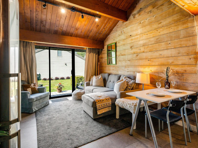 D2-6900 Crabapple Drive, Whistler, BC, V8E 0C5 - 18