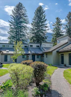 D2 6900 Crabapple Drive