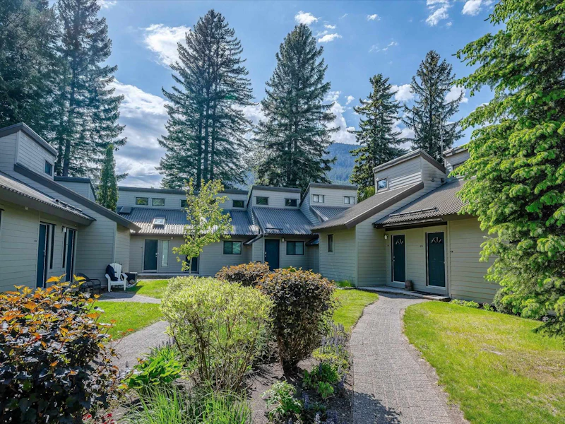 D2 - 6900 Crabapple Drive, Whistler BC V0N 1B6