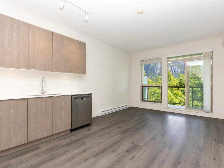 514-1150 Bailey Street, Squamish, BC, V8B 0R4 - 2