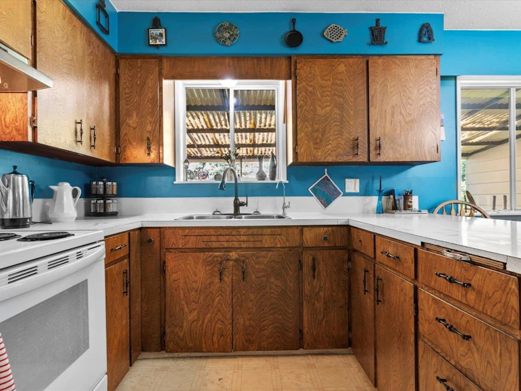 1233 Kosikar Road, Columbia Valley, BC, V2R 4X7 - 10