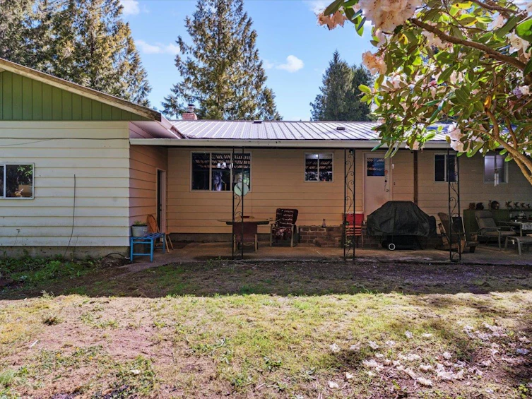 1233 Kosikar Road, Columbia Valley, BC, V2R 4X7 - 26